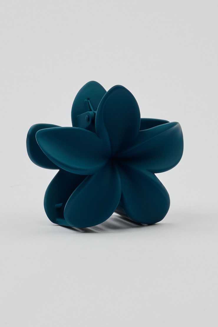 Matte Flower Hair Claw Blue - Image 3